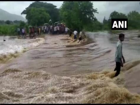 Heavy Rainfall Creates Flood Like Situation In Andhras Krishna