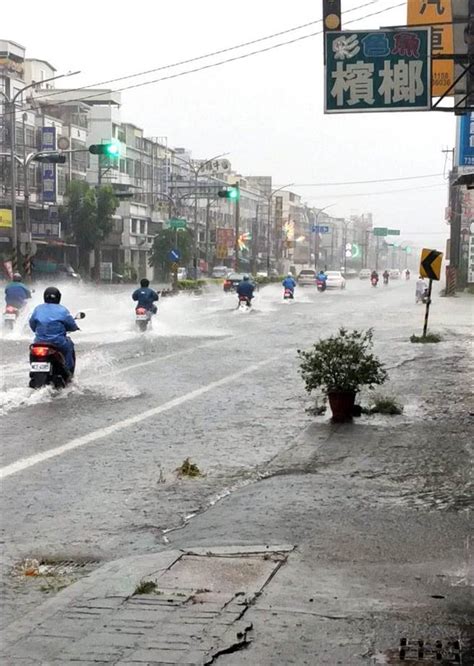 高雄多處積水漸退 陳其邁：正逢大潮水位偏高 生活 中時