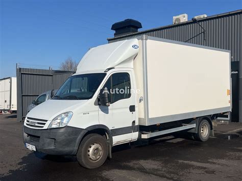 Kauf von IVECO Daily 65 Koffer LKW als Auktion Schweden Mölndal FU39588