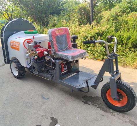 Self Propelled Agricultural Sprayers 200 Liter Machine Spray