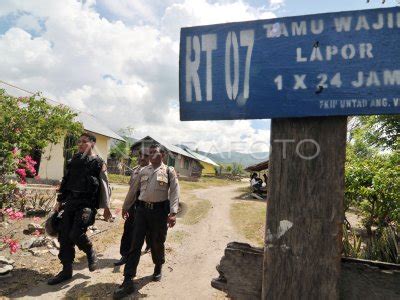 Bentrok Antar Warga Antara Foto