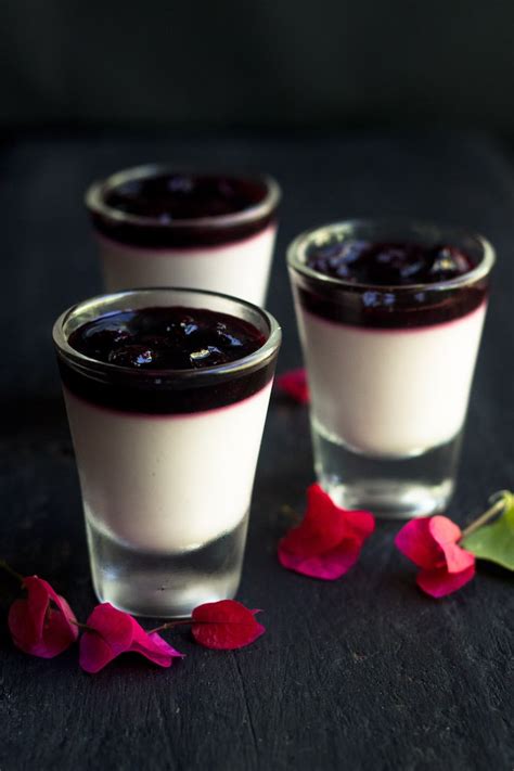 Blueberry Panna Cotta With Blueberry Sauce Coulis