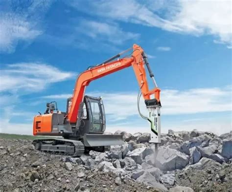 Rock Breaker Machine Rental Service in Nagpur | ID: 2852327111062