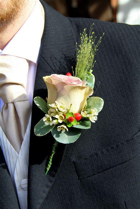 Flower Design Buttonhole Corsage Blog Groom S Amnesia Rose Buttonhole