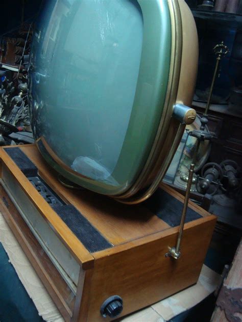 Tv Antiga Dos Anos Philco Predicta Original Em Excelente R