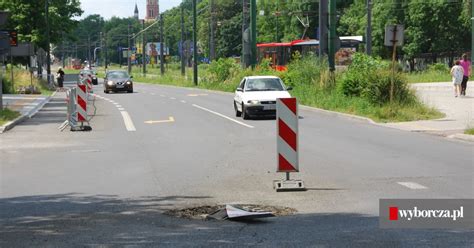 Irytująca studzienka przy rondzie Ludwik w Sosnowcu Została wymieniona