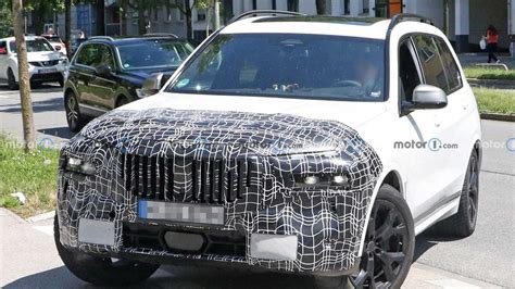 Bmw X Facelift Rendered With Split Headlights After New Spy Shots