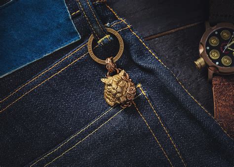 Golden Lion Keychain · Free Stock Photo