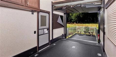 Jayco Toy Hauler Screen Room Wow Blog