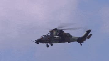 Helicopter GIFs - Find & Share on GIPHY