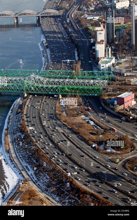 The Hangang Railway Bridge Over The River Han And Road In Seoul South