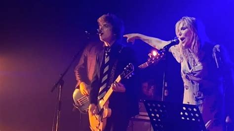 Green Day Courtney Love Sul Palco Con The Coverups Radiofreccia