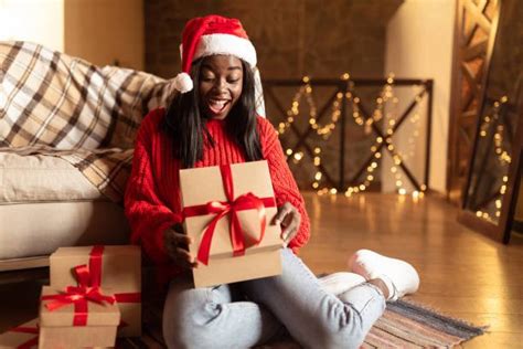 Tips To Help You Avoid Overspending This Festive Season Overwood Blog