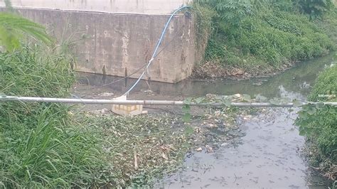 Melintang Dalam Drainase Jaringan Pipa Dan Kabel Memicu Terjadinya