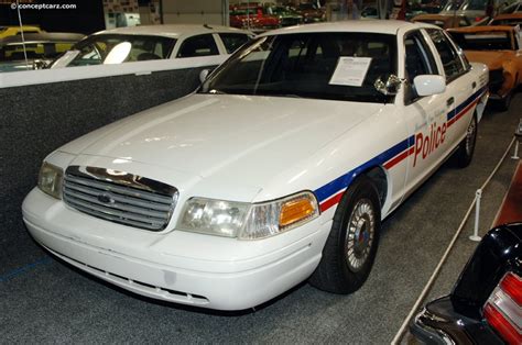 1996 Ford Crown Victoria Information And Photos Momentcar