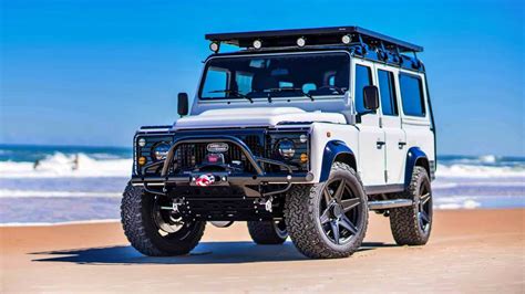 What To Look Out For When Buying An Old Land Rover Defender