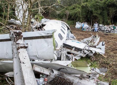 En Imágenes Así Fue La Tragedia Del Avión Del Chapecoense Que