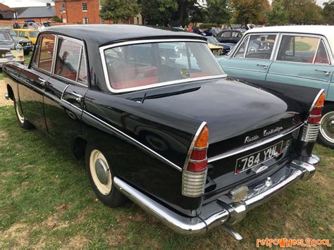 1960 Austin Cambridge A55 MKII >> Retro Wheels dot Cool