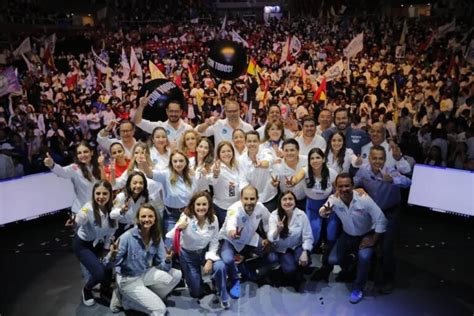 Presenta Felifer Macías sus ejes rectores para la defensa de Querétaro