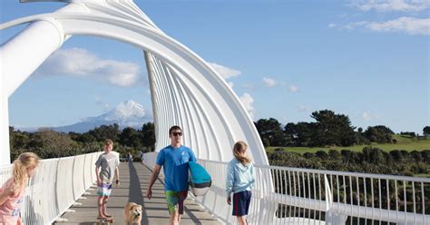 New Plymouth Coastal Walkway Pure New Zealand