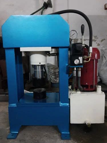 Mild Steel Hydraulic Press Machine At Rs In Rajkot Id