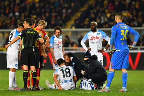 Napoli Tegola Simeone Le Condizioni Dell Argentino Dopo L Infortunio