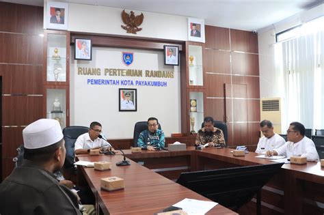 Pj Wako Jasman Pimpin Rapat Pembentukan Panitia Pembangunan Masjid