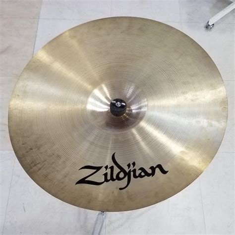 A Zildjian Medium Thin Crash Zildjian Medium Thin Crash