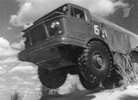 Автомодельное бюро: ЗИЛ-135Л