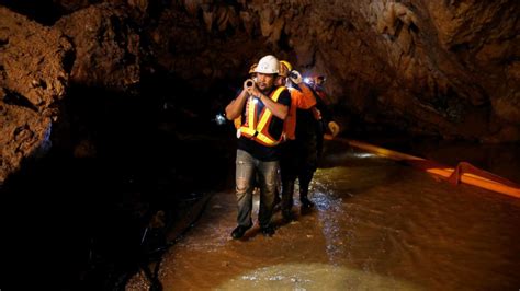 Navy Seals Who Rescued Thai Soccer Team From Cave Almost Didnt Make It