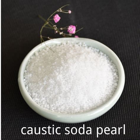 Industrial Grade 99 Flakes Pearls Caustic Soda Naoh For Papermaking China Caustic Soda And