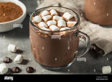 Sweet Warm Hot Chocolate Cocoa With Marshmallows Stock Photo Alamy
