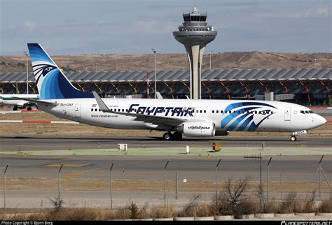 SU GDZ EgyptAir Boeing 737 866 WL Photo by Björn Berg ID 242382