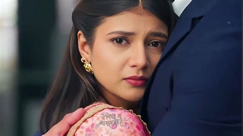 Yeh Rishta Kya Kehlata Hai Armaan Embraces Abhira After Knowing Her