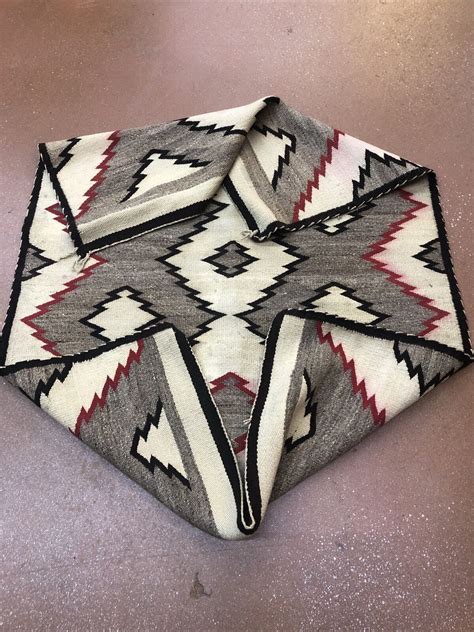 Antique Navajo Saddle Blanket Rug As Imaged 37 X 52 American Indian A