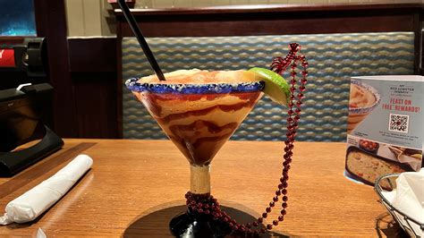 I ate at Red Lobster's "Lobsterfest" and it was average at best - Axios