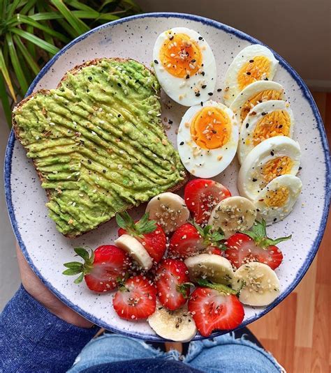 Desayuno Fácil Colorido Y Proteico Andaba necesitando un desayuno