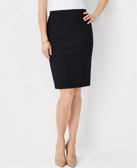 The Seamed Pencil Skirt In Bi Stretch Curvy Fit