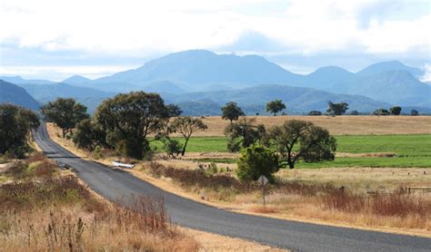 Coonabarabran - Warrumbungle - Tooraweenah drive | NSW National Parks