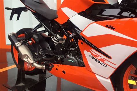 Ktm Rc 250 Punya Versi Knalpot Samping