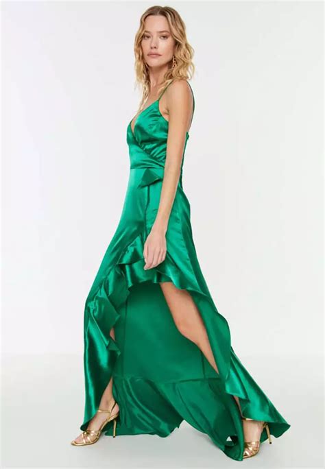 Jual Trendyol Ruffle Satin Evening Dress Original Zalora Indonesia