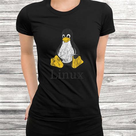 Linux Mascot Tux The Penguin Vintage Nerd Geek Sysadmin Shirt TeeUni