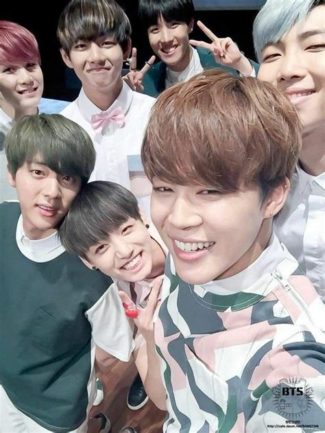 Day 30 BTS Challenge Group Selca ARMY S Amino