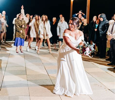 Bouquet Toss And Garter Throw