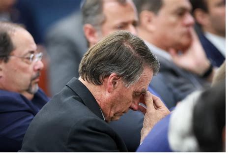 Brasil Dividido Sobre Posible Arresto De Bolsonaro Noticias Prensa Latina