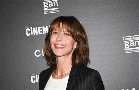 Article similaire à Sophie Marceau dénonce les attouchements de Gérard