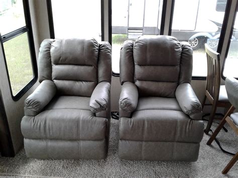 10 Best Rv Recliners Reviewed In Detail Winter 2024