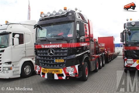 Foto Mercedes Benz Arocs Van Mammoet Nederland B V