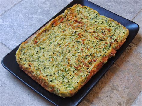 MIDI CUISINE Gâteau de courgettes rapées