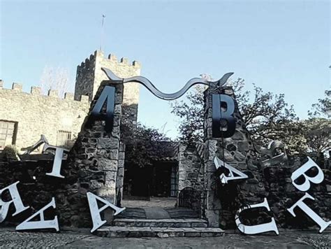 El Kastell De La Bruguera De P Bol Obre Diumenge Les Seves Portes Al